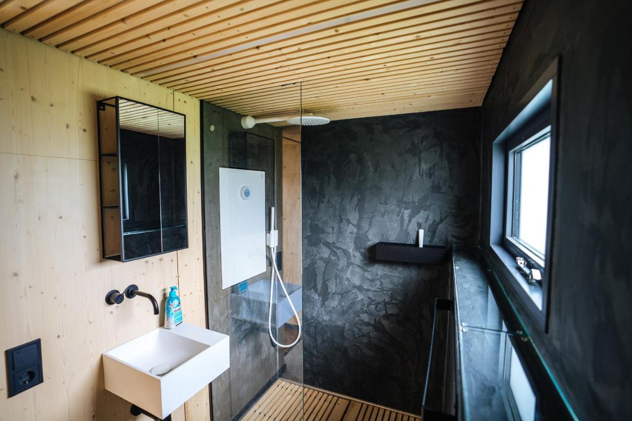 Tiny House Pioneer 18 Zur Meerseite - Green Tiny Village Harlesiel 카롤리넨시엘 외부 사진